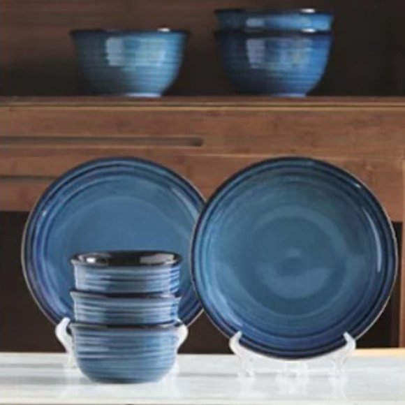 10" Ceramic Dinner Plates - Large Porcelain Dinner Plates - Set of 4 (Blue) - Picture 11 of 13